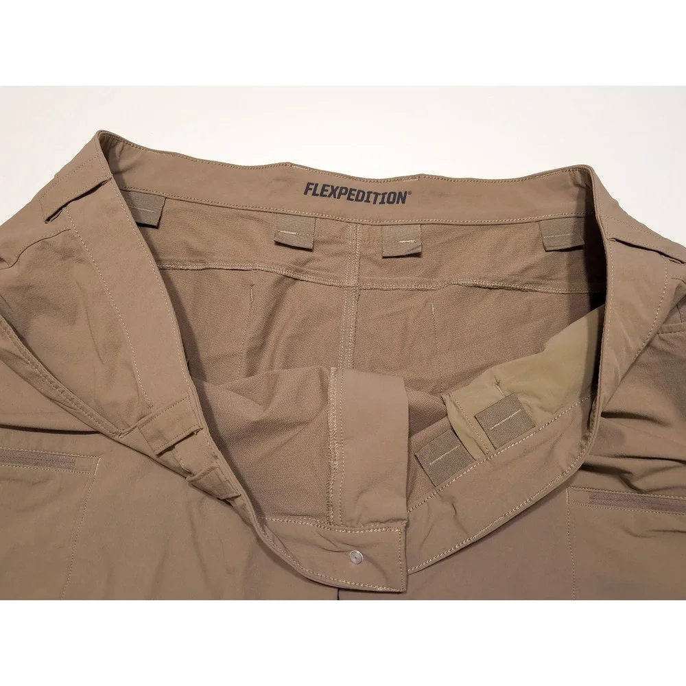 DULUTH Flexpedition Cargo Shorts Mens 48 Brown EXCELLENT 9in Inseam 36323